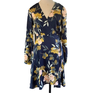 Lulus sz M navy blue floral long sleeve wrap dress NWT